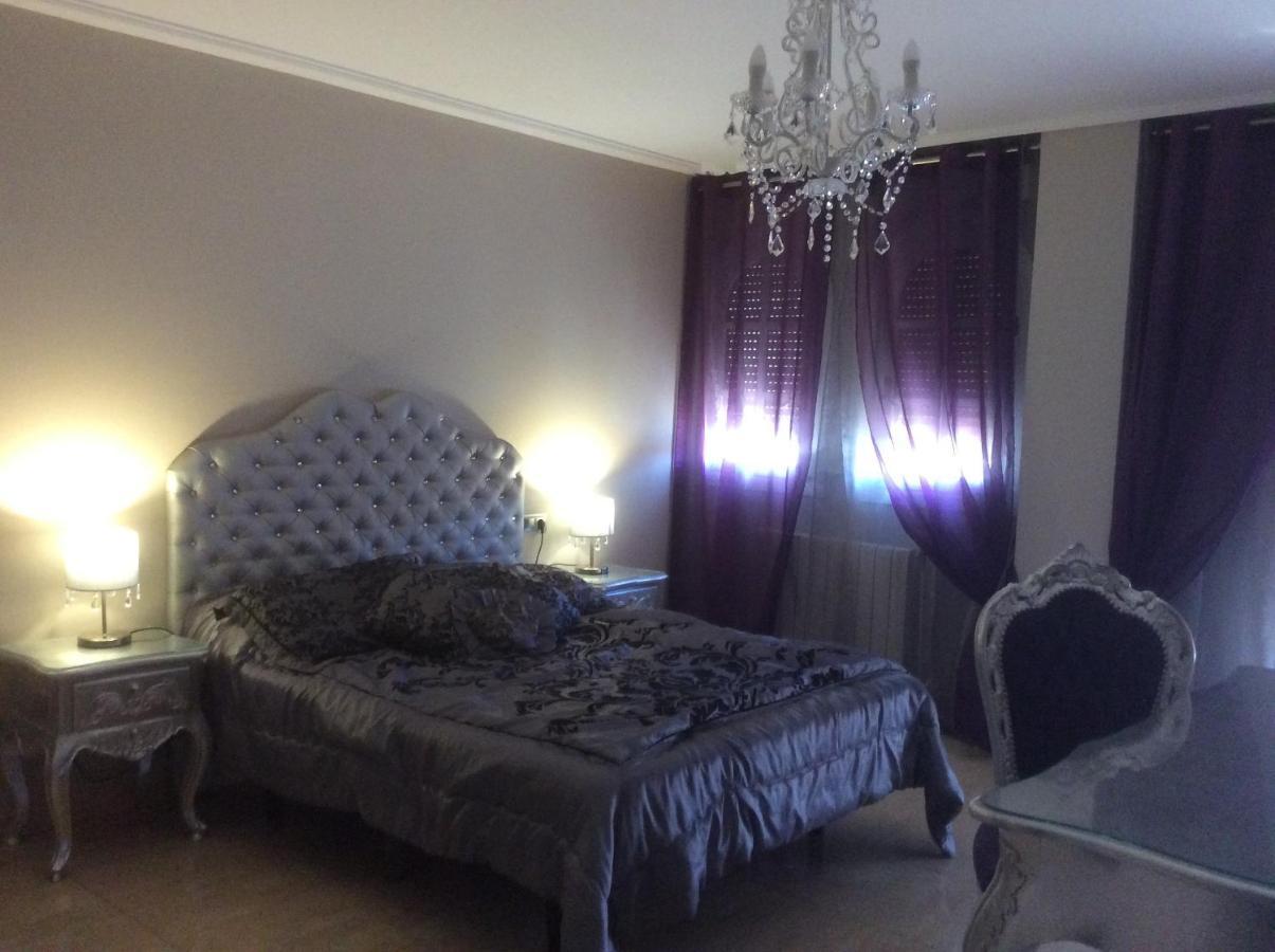 Hostal Mont Royal Alicante Exterior photo
