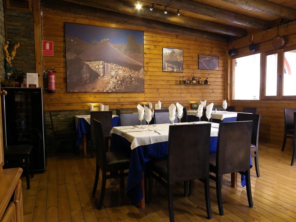 Hostal Mont Royal Alicante Exterior photo